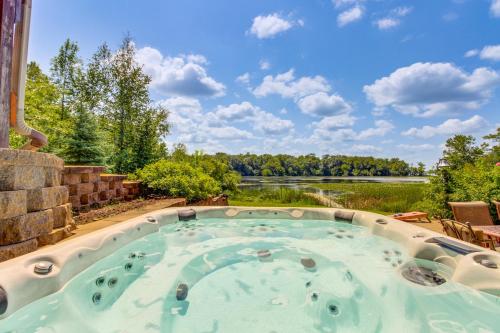 Private Lakefront Cabin w/ Hot Tub, Deck & Views in Spicer