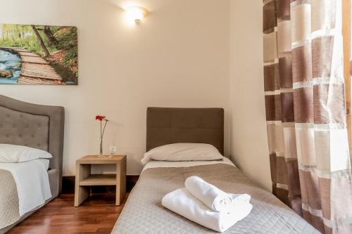 Triple Room image 8