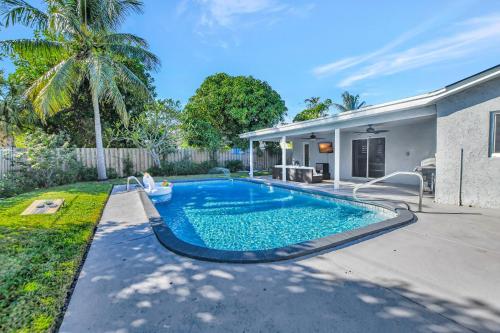 Boca Beauty - Stylish Home with Pool home
