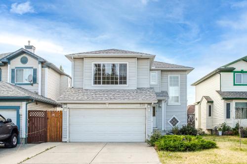 1 Bedroom GuestSuite with AC PetOK in Calgary, Canada