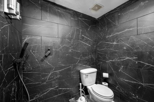 Charming Urban Studio Near Rice University & Museum District near มีนิล คอลเลคชั่น