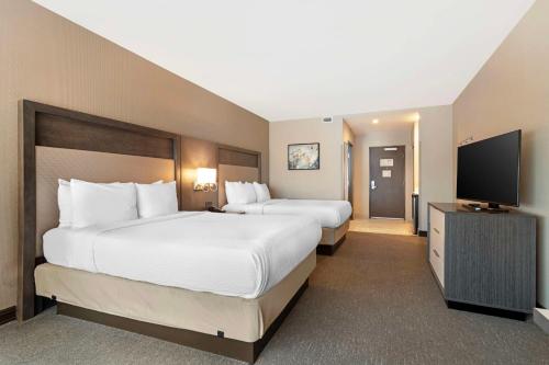 Best Western Plus Executive Residency Rigby's Water World Hotel in วอร์เนอร์โรบินส์ (GA)