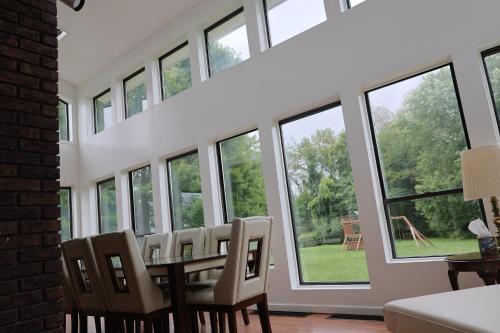 Beautiful home with mountain top views with an EV and NEMA connection!!