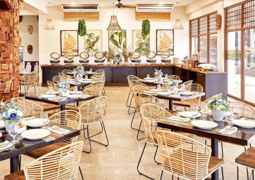 餐廳, 泰格度假村 (TAG RESORT ) in 帕拉灣