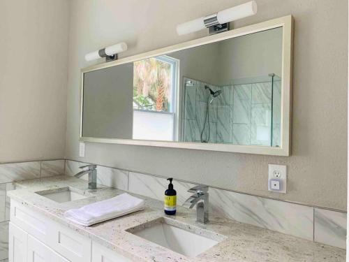 Be A Nomad - Near Downtown - Bottom Renovated in Jacksonville, USA