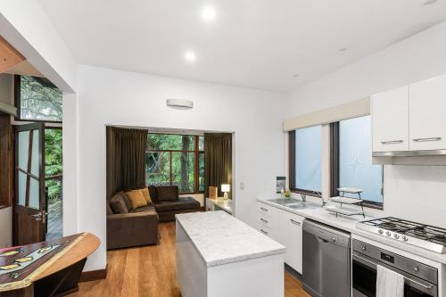 Kitchen, Shambhala @ Byron in Belongil Beach