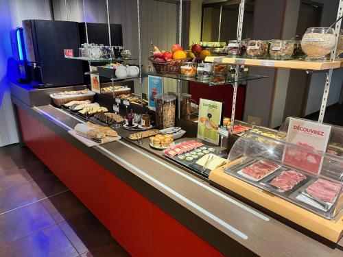 Ételek és italok, Brit Hotel Confort Montauban in Montauban