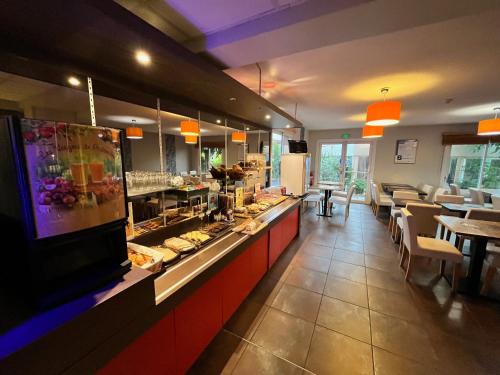 Ételek és italok, Brit Hotel Confort Montauban in Montauban