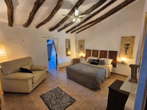 Casa rustica y tranquila en Zarra in Zarra