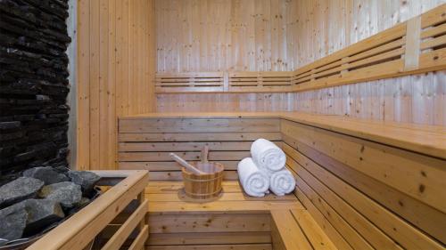 Exclusive Sea Renity A Beachfront Villa Retreat Sleeps 12 Adults and 6 Kids