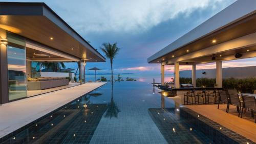 Exclusive Sea Renity A Beachfront Villa Retreat Sleeps 12 Adults and 6 Kids