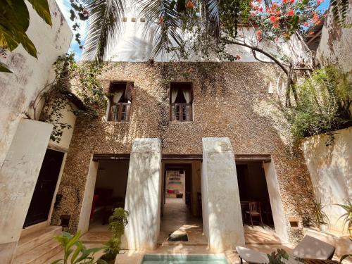 Authentic Swahili style villa Milele House in Lamu
