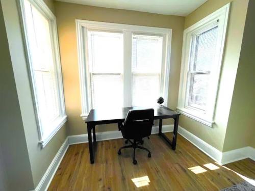 The Loft at Gilpin PlaceKing BedTrolley Square! apts detail