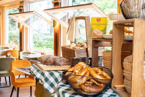 Hotel Villa Kastania - image 11