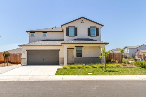 Voyage on to your minimalistic getaway in Linda (CA)