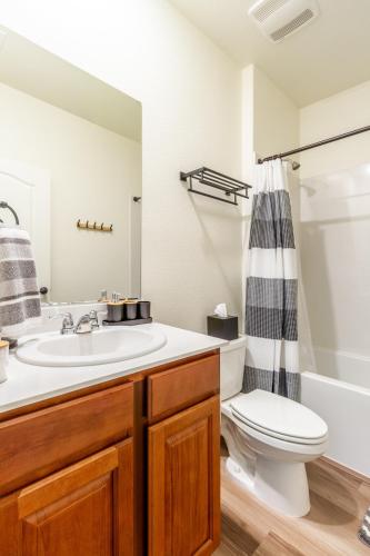 Voyage on to your minimalistic getaway Voyage on to your minimalistic getaway