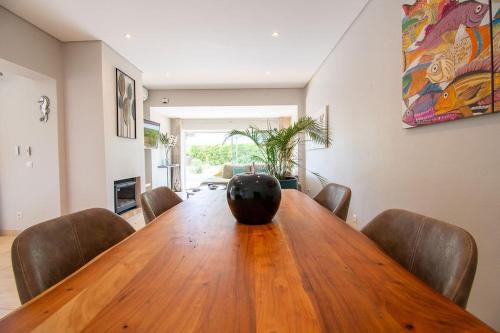 Tesis özellikleri, Casa Ana Superbly Renovated with Heated Private in Carvoeiro Kent Merkezi