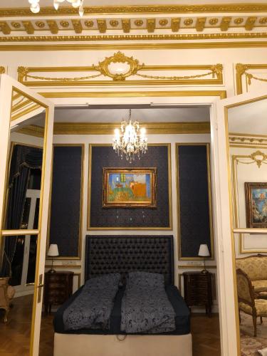 Baroque Danube Panorama Blue