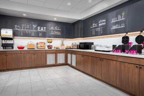 Hampton Inn & Suites Atlanta-Six Flags in Lithia Springs, USA