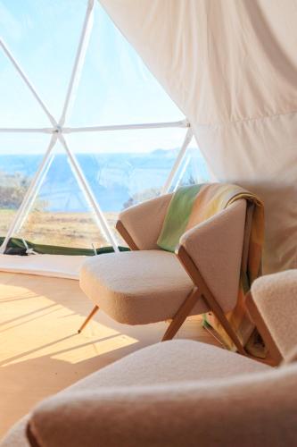 สภาพแวดล้อมโดยรอบ, Escarpment Domes in เปคาคาริกิ