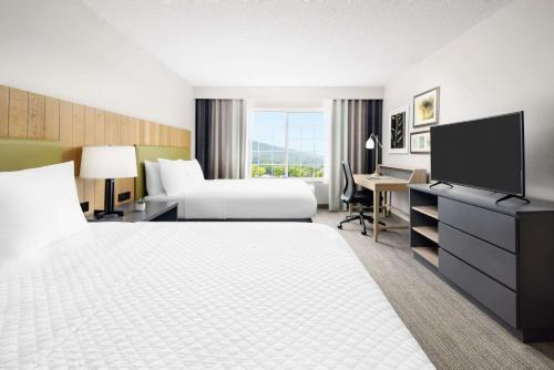 Queen Room with Two Queen Beds - Disability Access/Non-Smoking