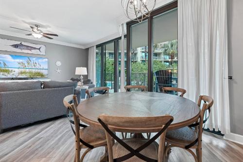 Phoenix on the Bay 1-1114 in 카스웰