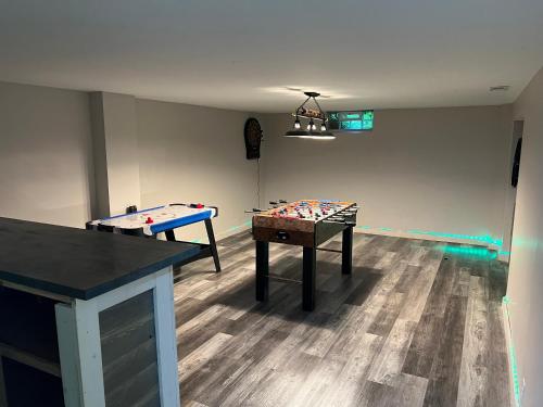 Hillside country cabin in แลนเคสเตอร์ (OH)