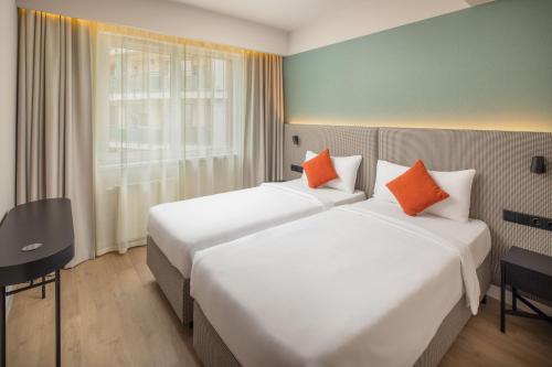 Escala Hotel & Suites - image 3