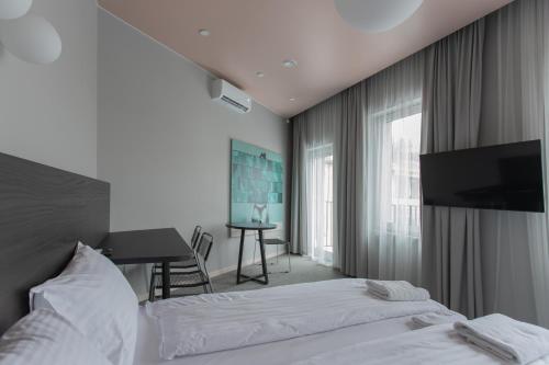 Resume Apartments Room Type - One-Bedroom Apartment with Balcony
