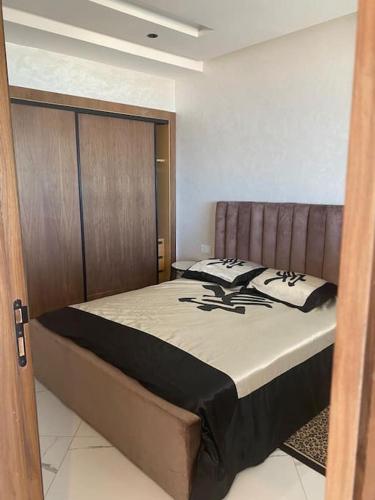 Oceanfront, Beautiful, and Cosy