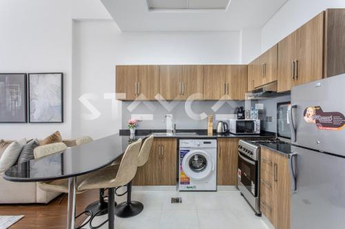Staycae- National Bonds Residence - image 5