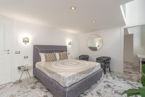 Duomo Smart Suites Room Type - Superior King Room