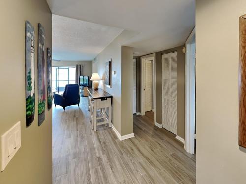 Ocean Village Club E17 2 Bedrooms Heated Pool Sleeps 6 WiFi - image 2