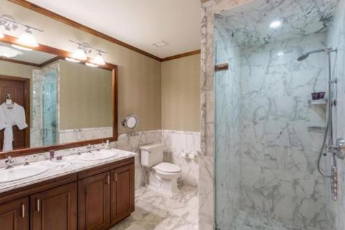 Aspen Ritz Carlton 2Bed WR - image 4