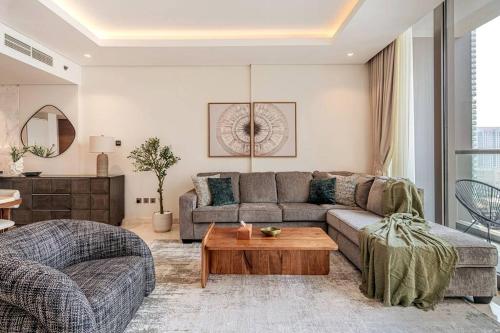#140 Elegant 1BR with Burj Khalifa View in Business Bay, Dubai