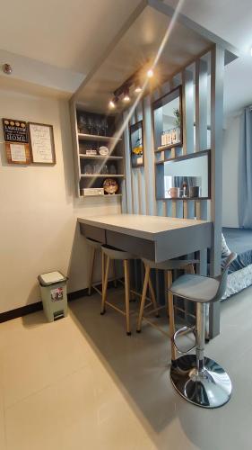 セブ Near beaches Airport and Tourist spot 3つ星 ホテル スイート