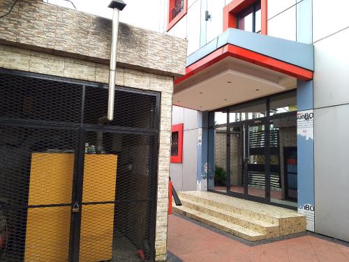 FAMY Hotel - image 3