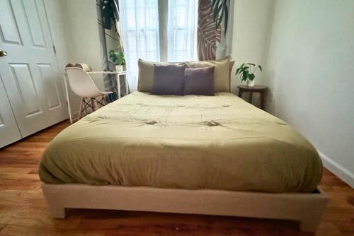 Belmont Suites - BR 1 Private Room - 30 mins to NYC in Newark, USA