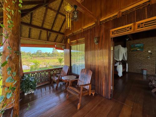 Balcony/terrace, Orangutan Villa & Eco-Friendly Jungle Trekking in Bukit Lawang