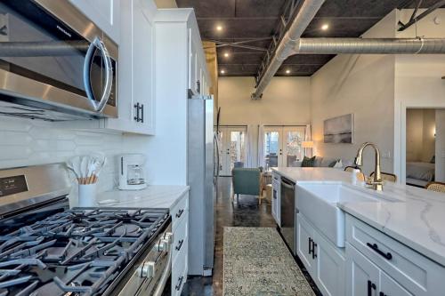 Downtown Clayton Charm Unit 4 in Clayton, USA