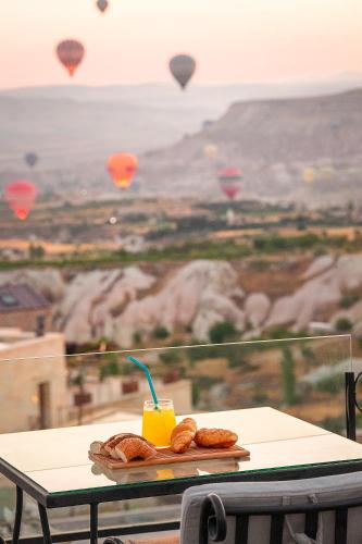 Cappadocia Fairy Chimneys Selfie Cave Hotels - Special Class