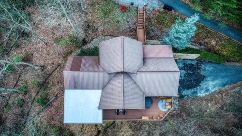 Round Top Way Cabin By Beyond Expectations