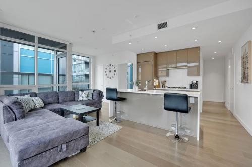 2-Bedroom Apartment in Central Location in Vancouver, Canada