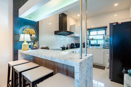Kitchen, The Rich 534 Hua Hin Private Pool Villa in Tub Tai