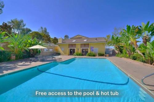 Spacious 3BR Family Home, Free Pool, Tub and Parking in Chula Vista, USA