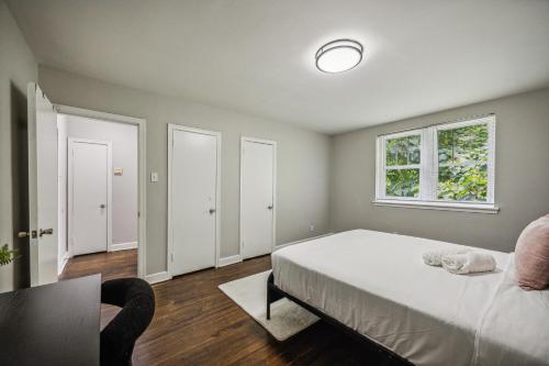 Wynnefield 1923-90, 2bd I Spacious I Parking in Philadelphia, USA