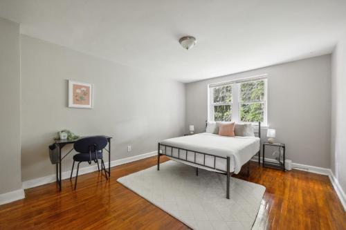 Wynnefield 1923-92, 2bd I Spacious I Parking in Philadelphia, USA