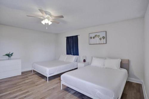 Delray Beach 3Bd Home & Pool with Game Room, 10 guests in Delray Beach, USA