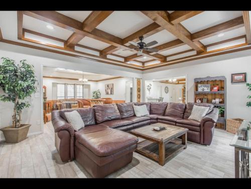 Spacious Retreat with Shaded Yard & Games home in Edmond, USA