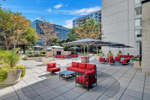 Apartment Near to Airport Located at Crystal City in Arlington, USA